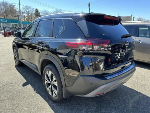 More photos of 2022 Nissan Rogue SV (Leather, Sunroof) at Prestige Motors, NY