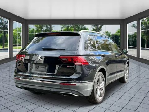 Another view of 2019 Volkswagen Tiguan SEL Premium for sale in Great Neck, NY at Prestige Motors