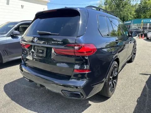 Photos of 2021 BMW X7 xDrive40i M-Sport for sale in Great Neck, NY at Prestige Motors