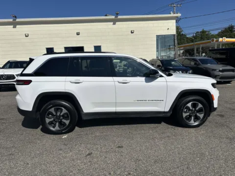 Photos of 2024 Jeep Grand Cherokee 4xe for sale in Great Neck, NY at Prestige Motors