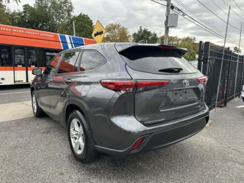 More photos of 2023 Toyota Highlander LE at Prestige Motors, NY
