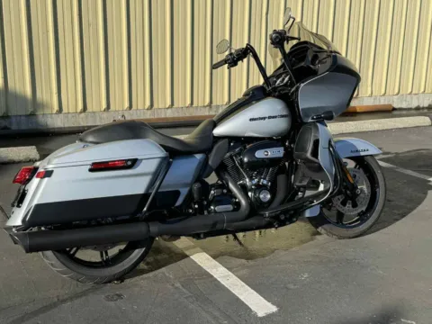 More photos of 2020 Harley-Davidson Road Glide Limited at Goodfellas Motor Company, WA