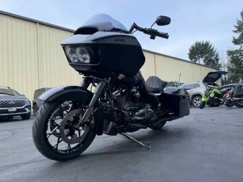 More photos of 2021 Harley-Davidson Touring Road Glide Special at Goodfellas Motor Company, WA