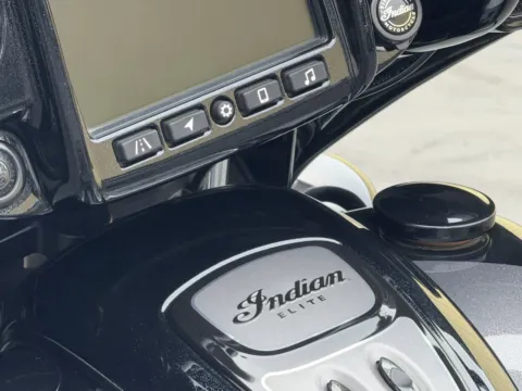 More photos of 2021 Indian Chieftain Elite at Goodfellas Motor Company, WA