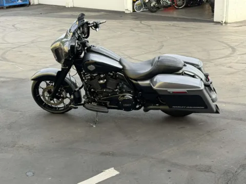 More photos of 2021 Harley-Davidson Touring Street Glide Special at Goodfellas Motor Company, WA