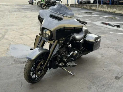 More photos of 2021 Harley-Davidson Touring Street Glide Special at Goodfellas Motor Company, WA