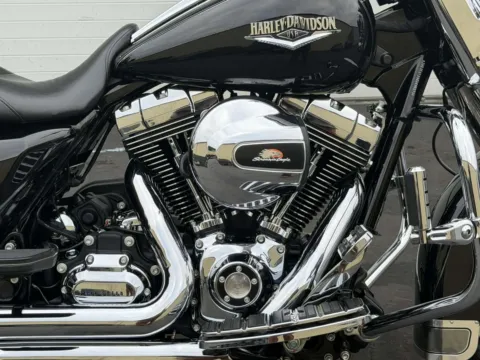 More photos of 2016 Harley-Davidson Road King at Goodfellas Motor Company, WA