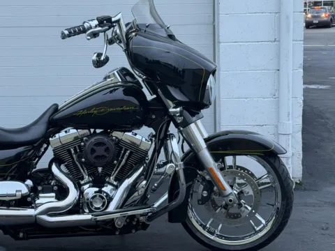 More photos of 2014 Harley-Davidson Street Glide Special at Goodfellas Motor Company, WA