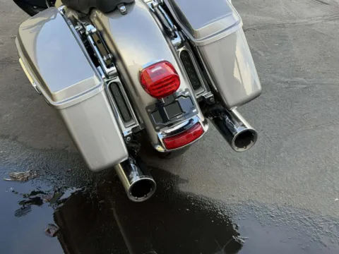 Another view of 2016 Harley-Davidson Road Glide Ultra for sale in Tacoma, WA at Goodfellas Motor Company