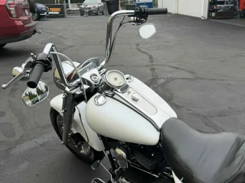 More photos of 2005 Harley-Davidson Road King Custom at Goodfellas Motor Company, WA