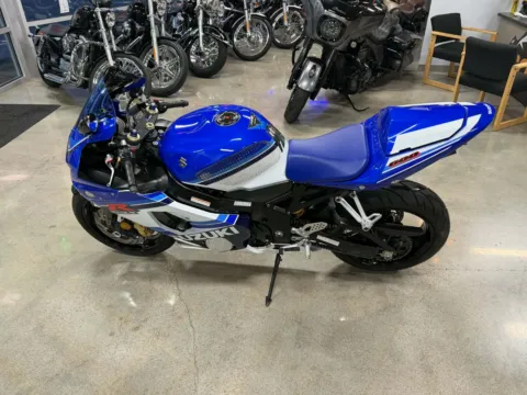 Another view of 2005 Suzuki GSX-R 600 for sale in Tacoma, WA at Goodfellas Motor Company