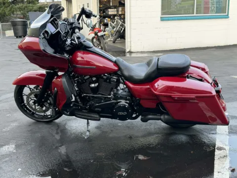 Photos of 2020 Harley-Davidson Road Glide Special for sale in Tacoma, WA at Goodfellas Motor Company