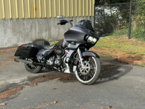 More photos of 2019 Harley-Davidson Road Glide CVO Road Glide at Goodfellas Motor Company, WA