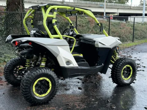 Another view of 2015 Can-Am Maverick 1000 X ds TURBO for sale in Tacoma, WA at Goodfellas Motor Company