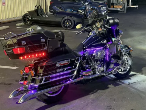 Photos of 2008 Harley-Davidson Electra Glide Ultra Classic for sale in Tacoma, WA at Goodfellas Motor Company