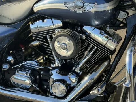 More photos of 2003 Harley-Davidson Electra Glide Ultra Classic at Goodfellas Motor Company, WA