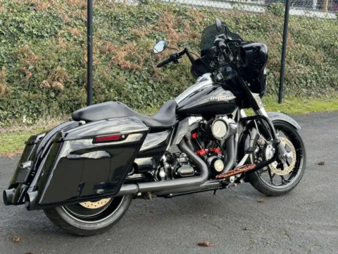 More photos of 2009 Harley-Davidson Street Glide at Goodfellas Motor Company, WA