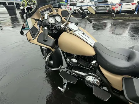 More photos of 2008 Harley-Davidson Road Glide at Goodfellas Motor Company, WA
