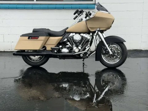 Photos of 2008 Harley-Davidson Road Glide for sale in Tacoma, WA at Goodfellas Motor Company