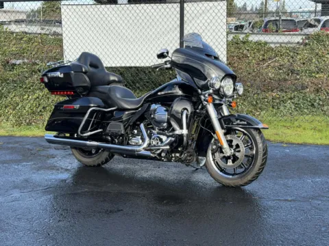 More photos of 2016 Harley-Davidson Electra Glide Ultra Limited at Goodfellas Motor Company, WA