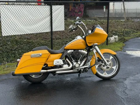 More photos of 2012 Harley-Davidson Road Glide Custom at Goodfellas Motor Company, WA