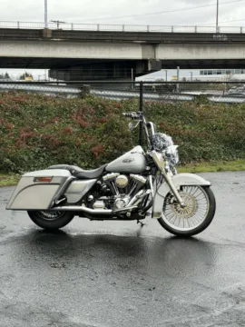 Another view of 2005 Harley-Davidson Road King Classic for sale in Tacoma, WA at Goodfellas Motor Company