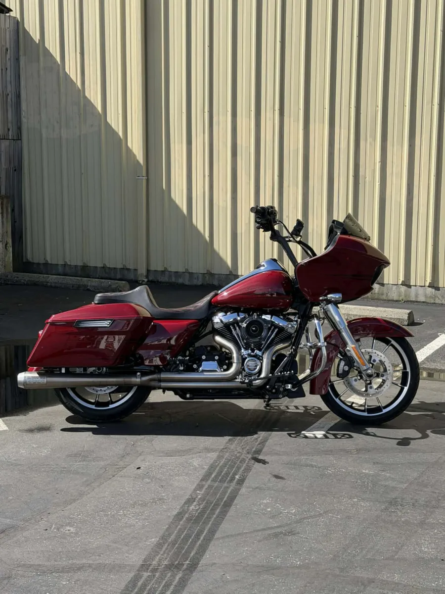 Photos of 2020 Harley-Davidson Road Glide for sale in Tacoma, WA at Goodfellas Motor Company