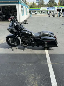 More photos of 2018 Harley-Davidson Road Glide Special at Goodfellas Motor Company, WA