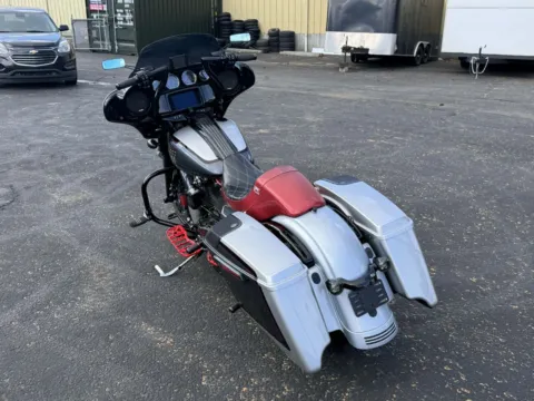 Photos of 2019 Harley-Davidson Street Glide Special for sale in Tacoma, WA at Goodfellas Motor Company