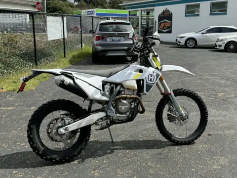 Another view of 2022 Husqvarna FE 350s for sale in Tacoma, WA at Goodfellas Motor Company