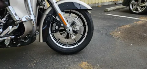 Another view of 2018 Harley-Davidson Road Glide Ultra for sale in Tacoma, WA at Goodfellas Motor Company