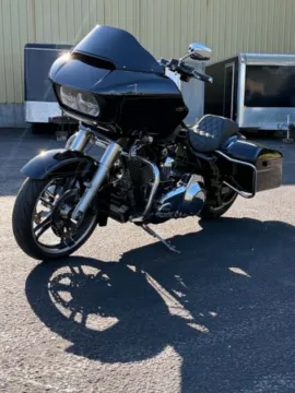 Photos of 2016 Harley-Davidson Road Glide Special for sale in Tacoma, WA at Goodfellas Motor Company