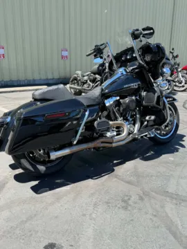 Photos of 2016 Harley-Davidson Electra Glide Ultra Limited for sale in Tacoma, WA at Goodfellas Motor Company