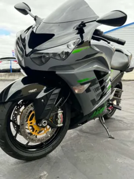 Photos of 2021 Kawasaki Ninja ZX-14R ABS for sale in Tacoma, WA at Goodfellas Motor Company