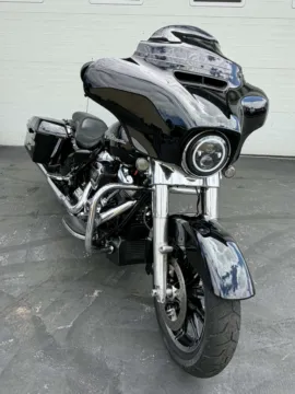 More photos of 2017 Harley-Davidson Street Glide at Goodfellas Motor Company, WA