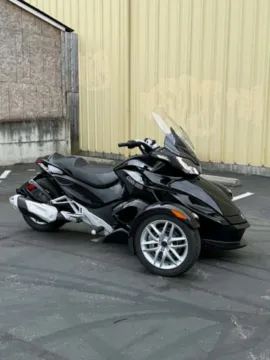 Photos of 2015 CAN-AM SYPDER ST-S SM5 for sale in Tacoma, WA at Goodfellas Motor Company