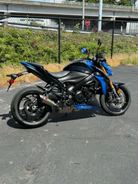 Photos of 2018 Suzuki GSX-S for sale in Tacoma, WA at Goodfellas Motor Company