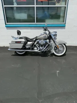 More photos of 2009 Harley-Davidson Road King Classic at Goodfellas Motor Company, WA