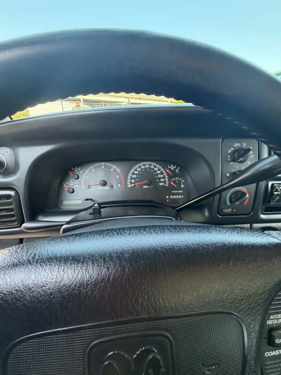 1998 Dodge Ram Pickup ST - Photo 13