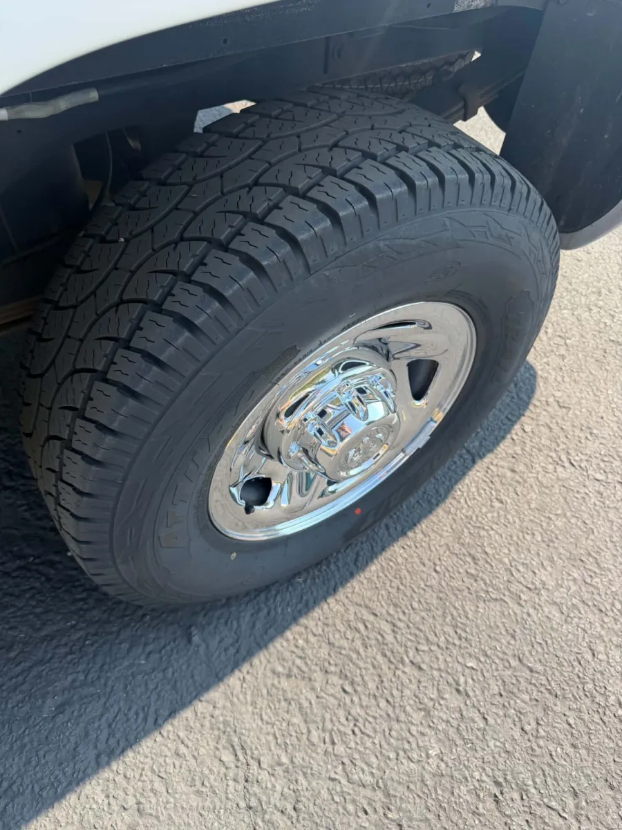 1998 Dodge Ram Pickup ST - Photo 8