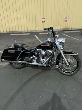 Another view of 2000 Harley-Davidson Road King for sale in Tacoma, WA at Goodfellas Motor Company