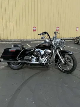 More photos of 2000 Harley-Davidson Road King at Goodfellas Motor Company, WA