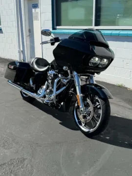 More photos of 2021 Harley-Davidson Touring Road Glide at Goodfellas Motor Company, WA