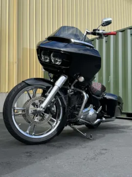 More photos of 2017 Harley-Davidson Road Glide Special at Goodfellas Motor Company, WA