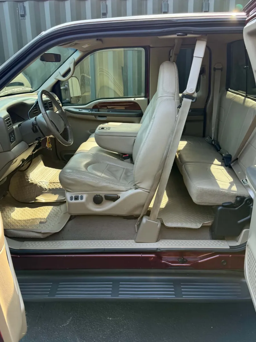 2000 Ford F-250 Super Duty LARIAT - Photo 18