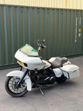 Photos of 2018 Harley-Davidson Road Glide Special for sale in Tacoma, WA at Goodfellas Motor Company