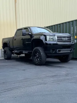 Another view of 2011 GMC Sierra 2500HD Denali for sale in Tacoma, WA at Goodfellas Motor Company