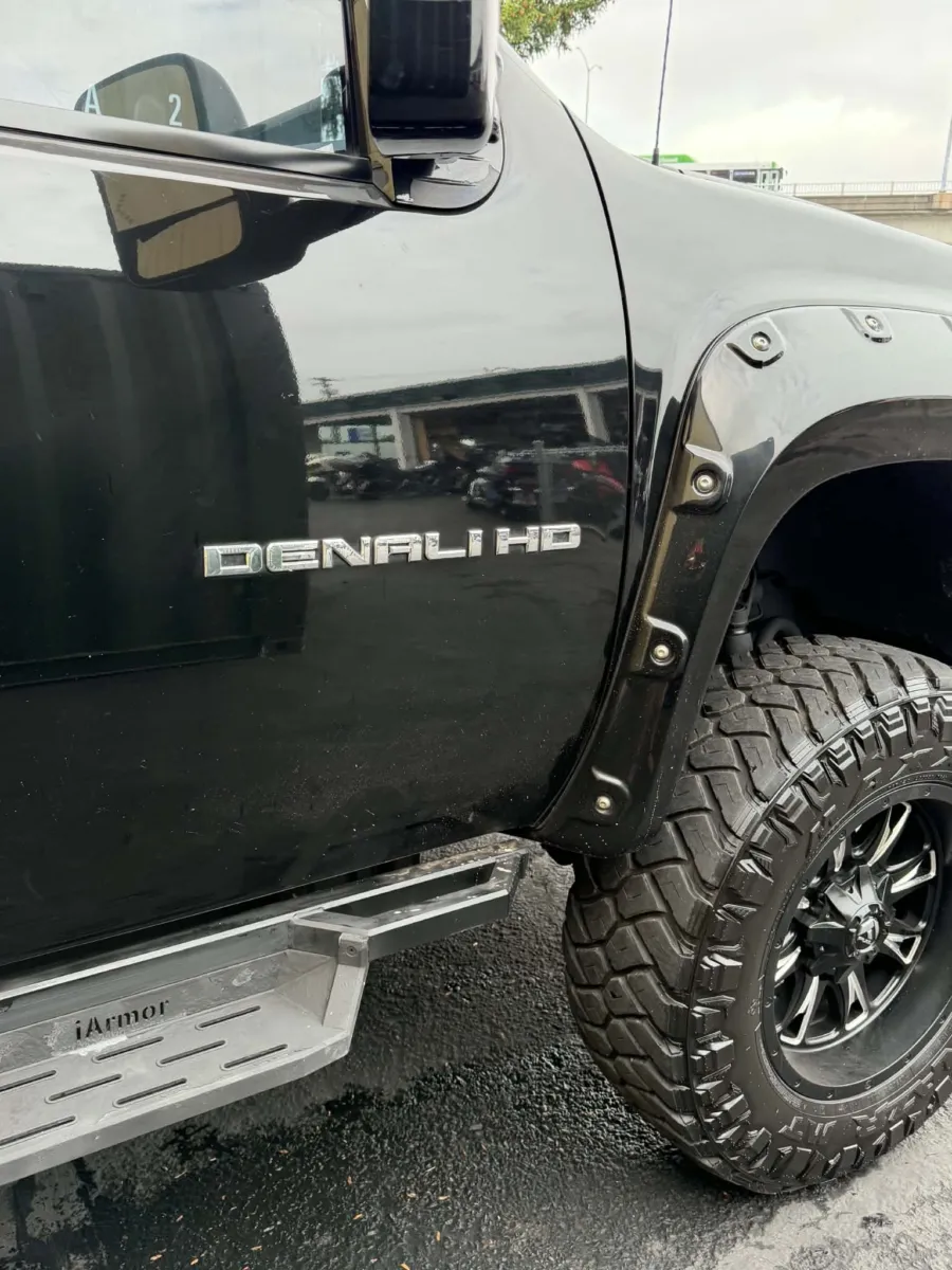 2011 GMC Sierra 2500 Denali HD Denali - Photo 6