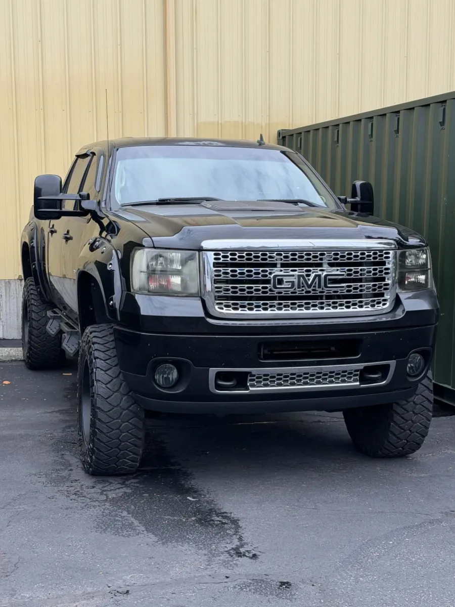 2011 GMC Sierra 2500 Denali HD Denali - Photo 5