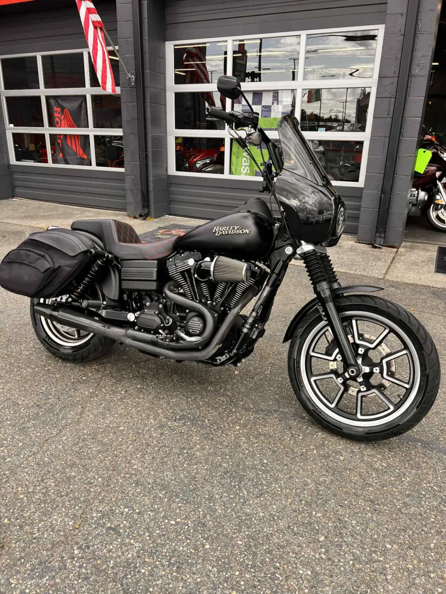 Black 2012 Harley-Davidson Dyna Glide Street Bob for sale in Tacoma, WA